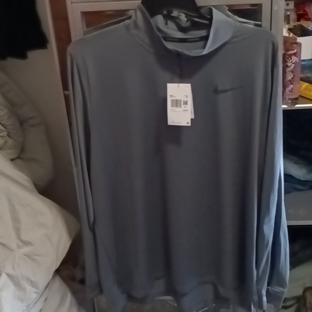 Nike pro